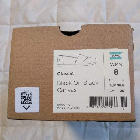 toms classic black canvas shoes